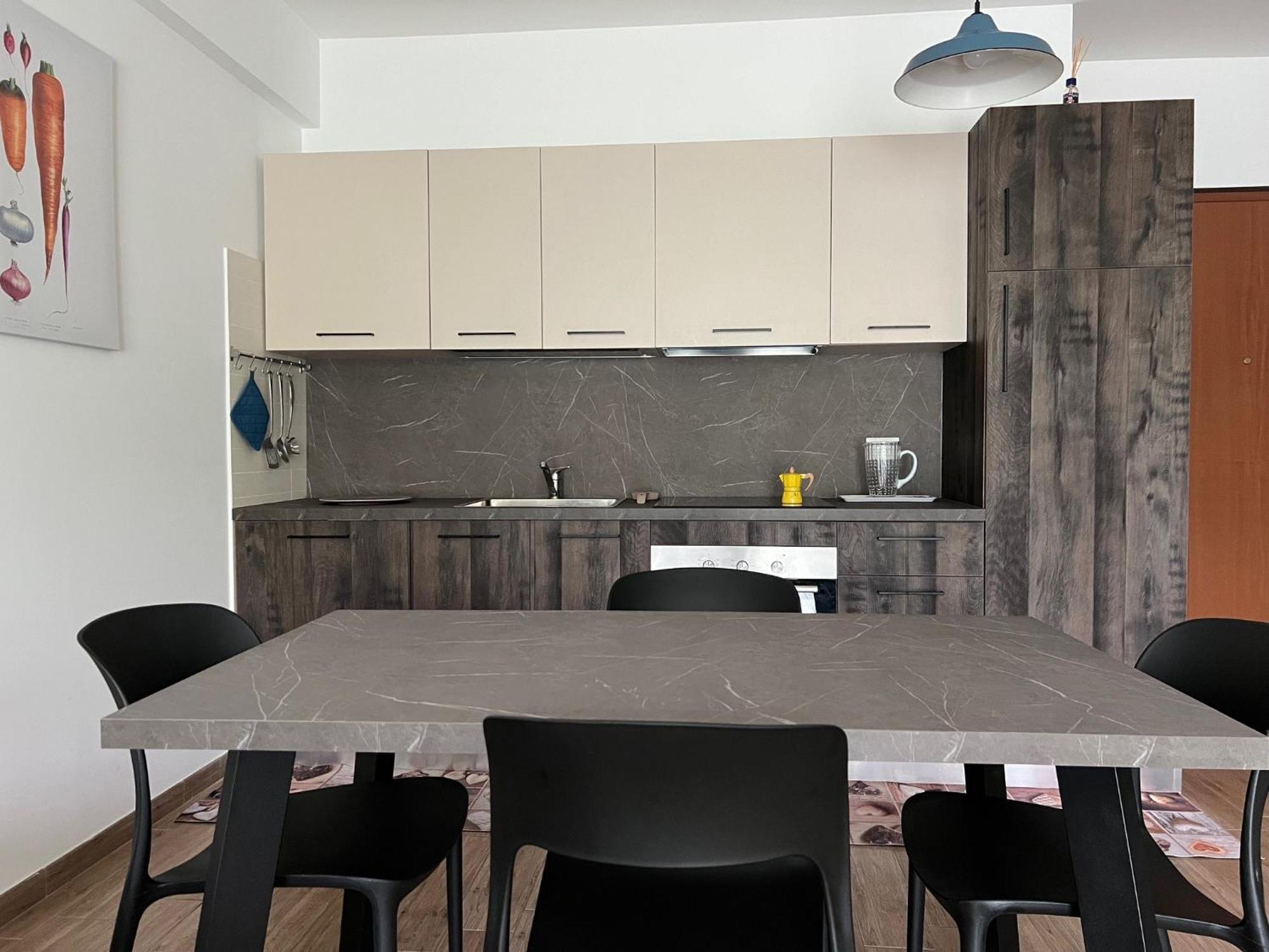 Sn Sunny Suite LʼAquila Екстериор снимка